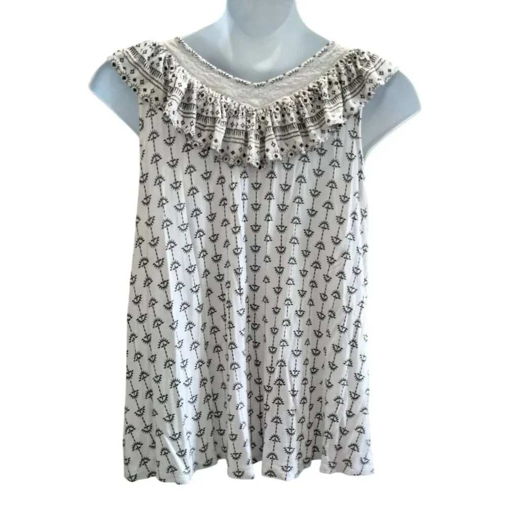 Faded Glory Size XL Sleeveless Ruffle V-Neck Top Black Floral Print Lace Detail - Picture 6 of 8